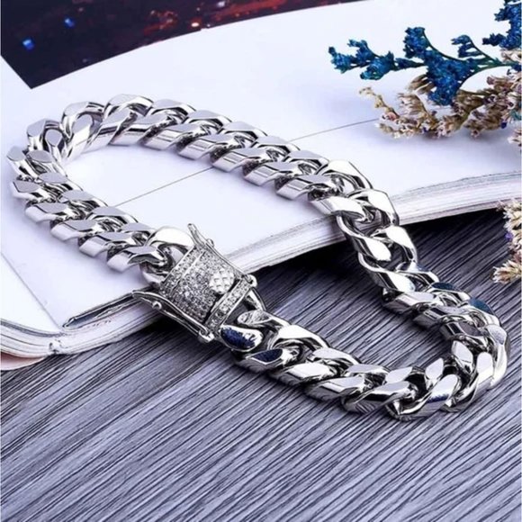 New Miami cuban link bracelet with iced out clasp Men - Picture 2 of 5